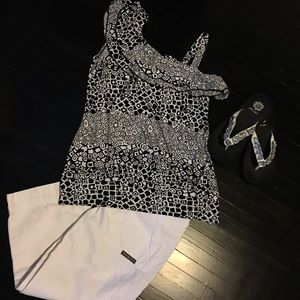 Suzie Couture One Shoulder Top Black & White SizeS